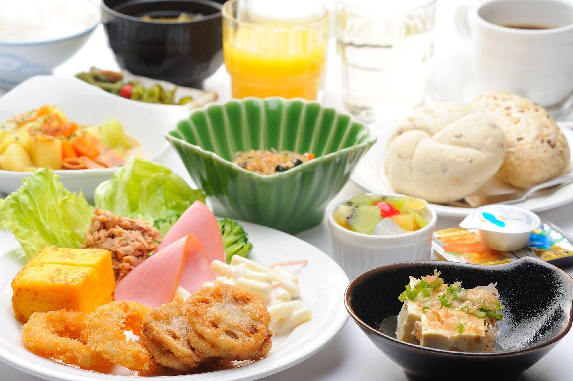 Hotel Route-Inn Nagoya Higashi Betsuin Exterior foto